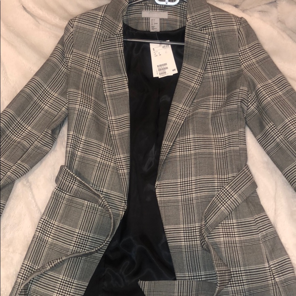 H&M blazer with tie Size 2